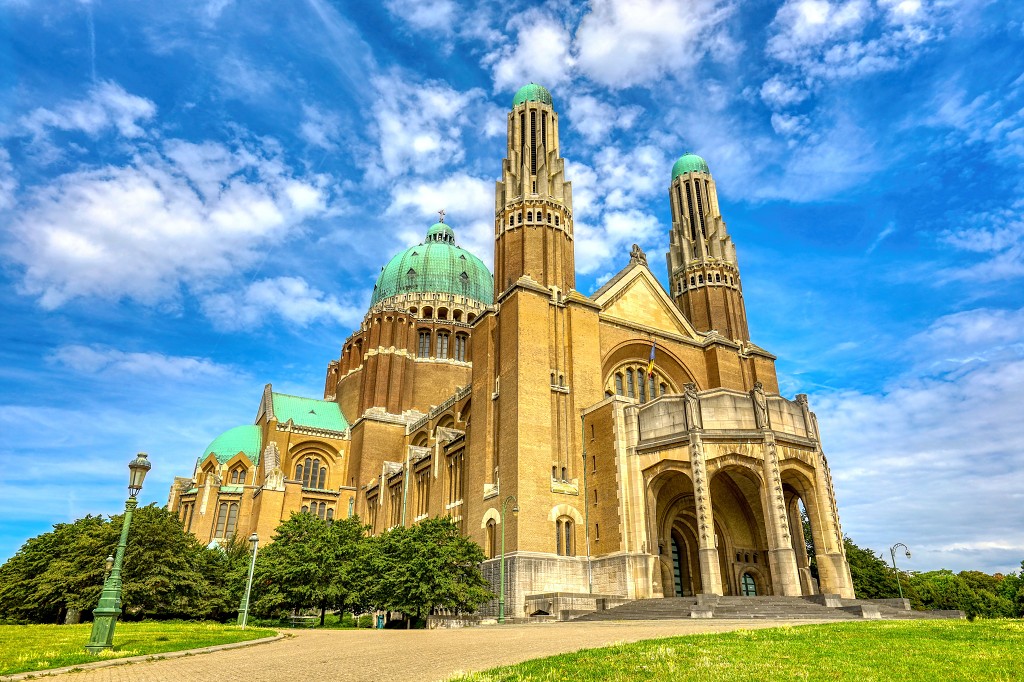 HDR Abbaye Basilique Koekelberg kerk eglise kerkfotografie religie religion bedevaart rooms katholiek kathedraal pelgrimage cathedrale klooster basiliek